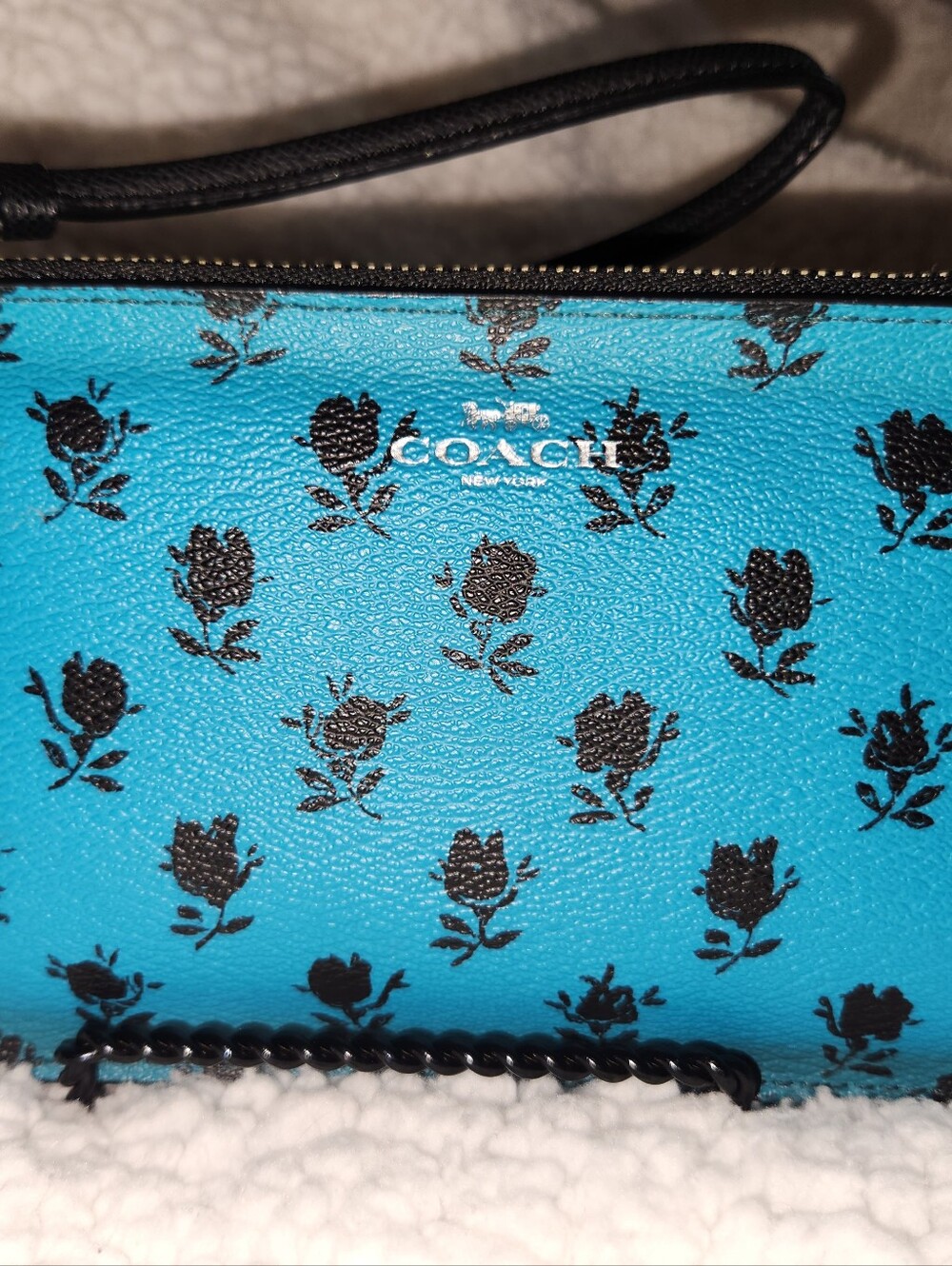 COACH Badlands Turquoise Floral-Print Wristlet with Black Roses - Picture 5 of 5